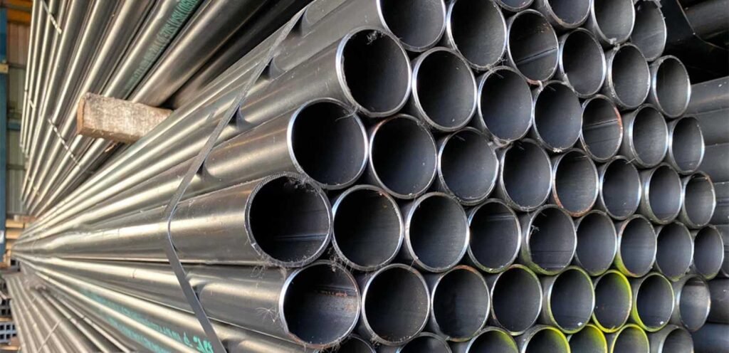 What is the difference between Pipe and Tube?